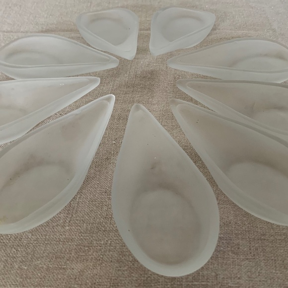Set of 9 Frosted Glass Teardrop Dishes – Modern Appetizer or Sauce Bowls - Picture 4 of 5